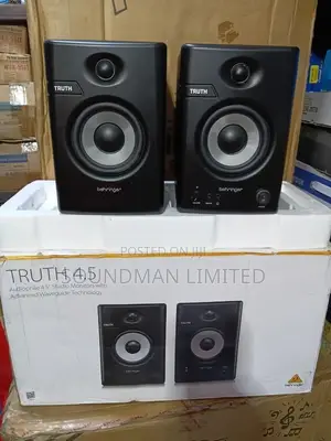Behringer Truth 4.5 Studio Monitor Speakers