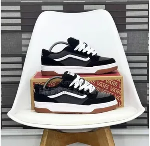 Vans Knu Skool "Black/White"