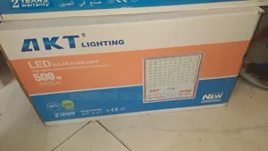 500w Solar Flood Light for Homes/ Hotels/ Companies/ Factories/