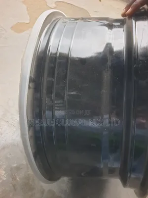 Bridgstone Tyre 215/55/20