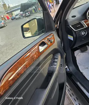 Mercedes-Benz M Class ML 550 4Matic 2013 Black