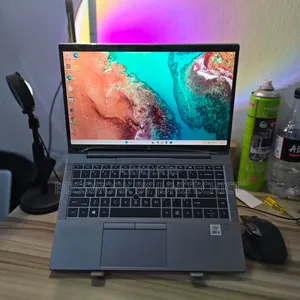 Laptop HP ZBook Firefly 14 G7 16GB Intel Core i5 SSD 256GB