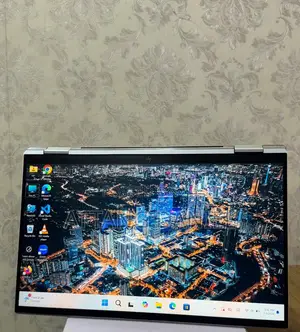 Laptop HP EliteBook 1040 G8 16GB Intel Core i5 SSD 512GB