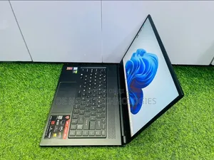 Laptop MSI GS63 Stealth 8RE 16GB Intel Core i7 SSD 512GB