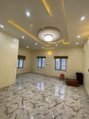 3bdrm Bungalow in Elewuro  Ojurin for rent