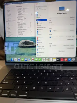 Laptop Apple MacBook Pro 2021 M1 16GB Apple M1 Pro SSD 1T