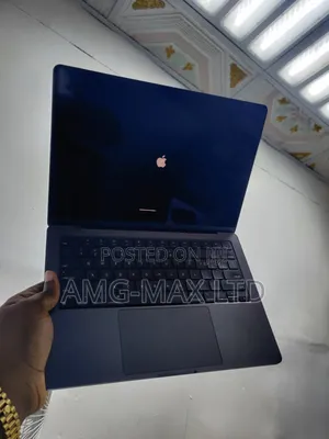 Laptop Apple MacBook Pro 2024 M4 Max 36GB Apple M4 Max SSD 4T