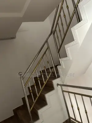 Elevate Your Home’S Interior With a Stunning Gold and Silver Interior