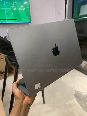 Laptop Apple MacBook Pro 2021 M1 32GB Apple M1 Pro SSD 512GB