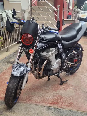 Suzuki Bandit 2000