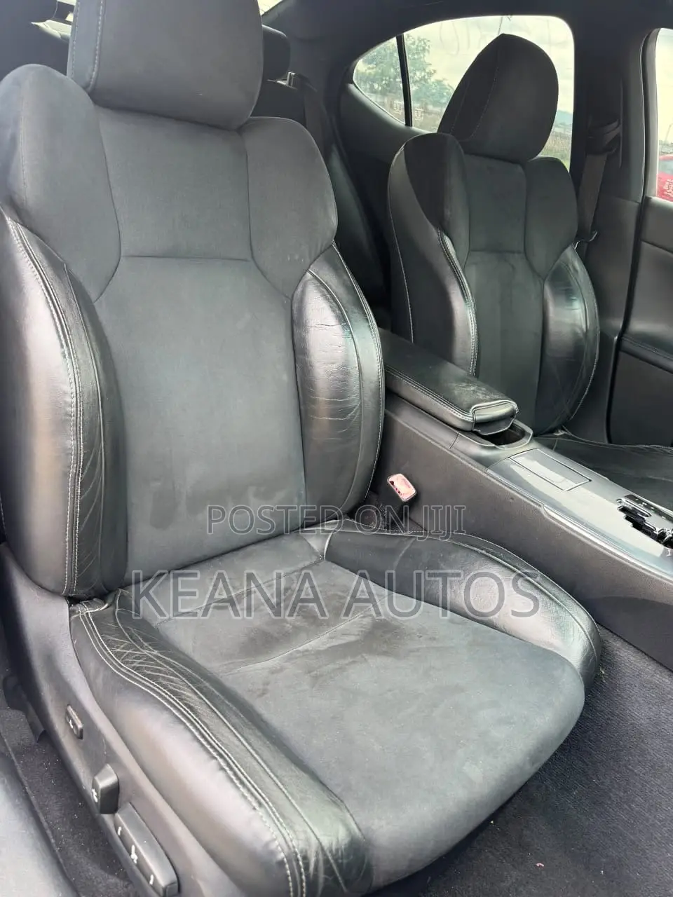 Lexus IS 2011 Silver