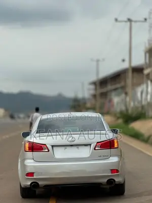 Lexus IS 2011 Silver