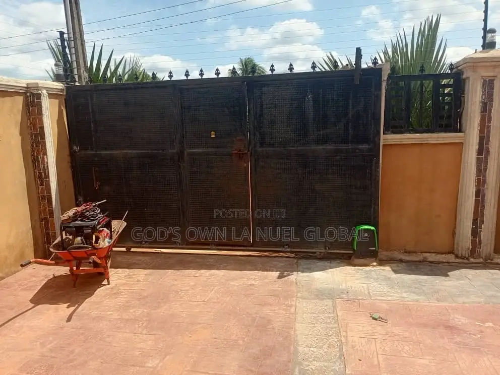 Centurion Machine Automatic Gate