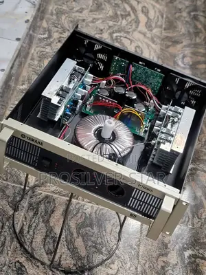 Yamaha 7000s Power Amplifier
