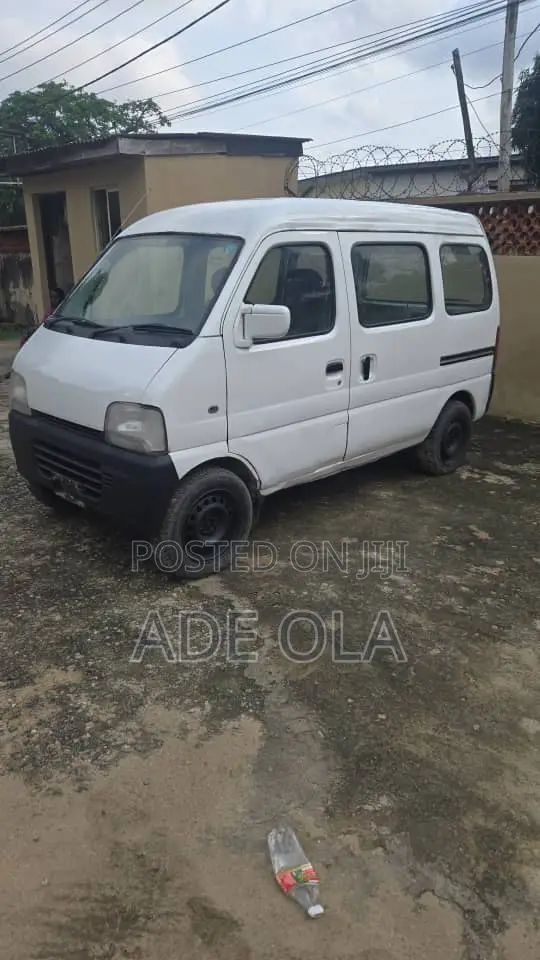 Suzuki Every 2005 White