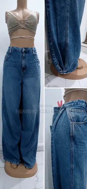 Plus Size High-Waisted Light-Wash Baggy Jeans