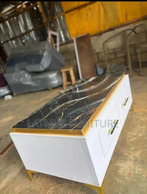 Center Table With Storage