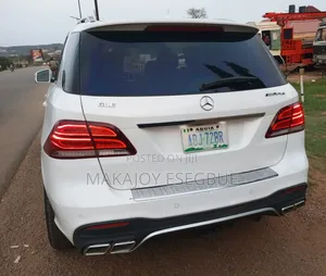 Mercedes-Benz M Class 2015 White