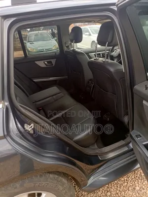 Mercedes-Benz GLK-Class 2010 Gray