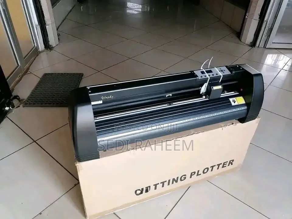 Brand New Plotting and Cutting Machine