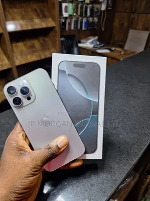 Apple iPhone 16 Pro Max 1 TB Silver