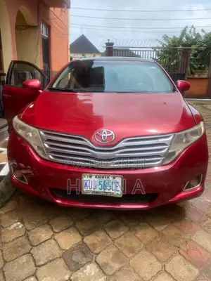 Toyota Venza LE 2009 Red