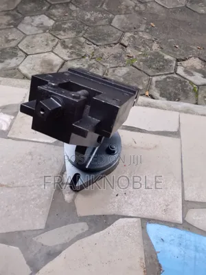 Tilting Angle Vise