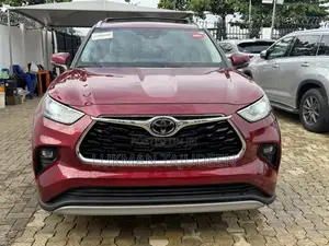 Toyota Highlander Platinum 2021 Red
