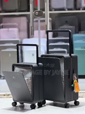 Lightweight Unbreakable Polypropylene Luggage