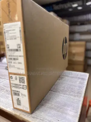 New Laptop HP 250 G10 8GB Intel Core 3 SSD 512GB