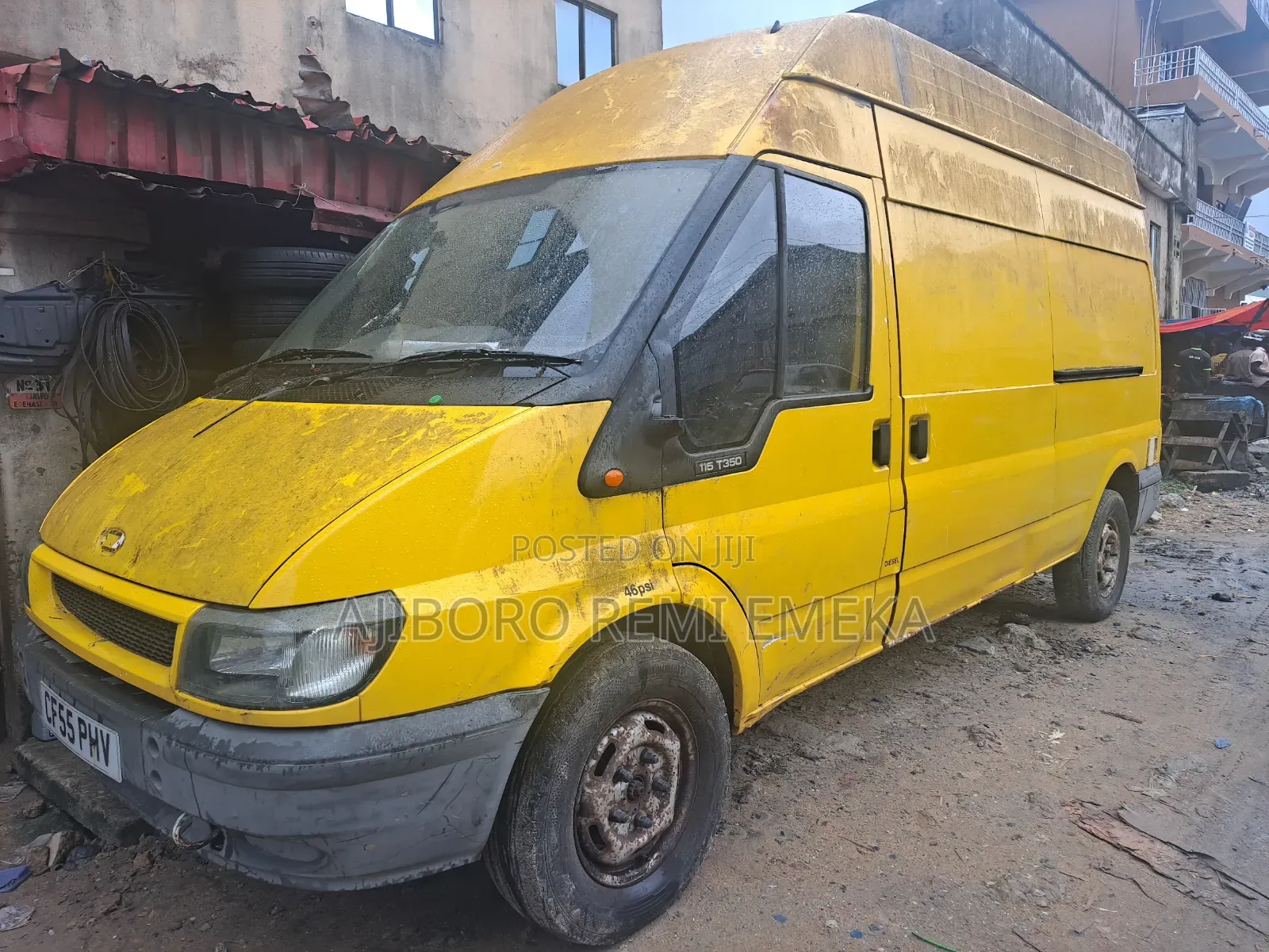 Ford Transit 2004 Yellow