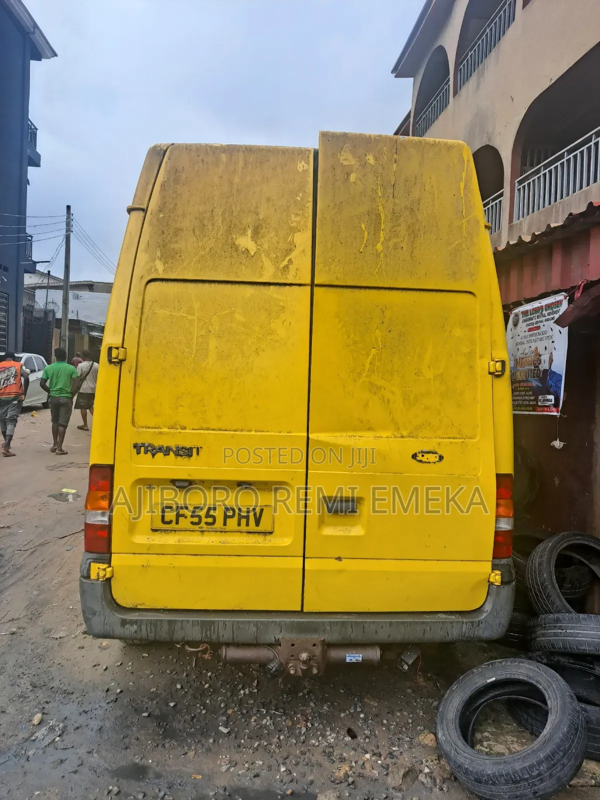 Ford Transit 2004 Yellow