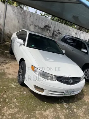 Toyota Solara 2000 White