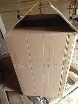 Moving Box Length 25 Weight 18 Height 30