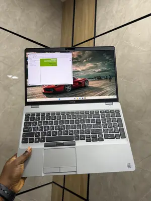 Laptop Dell Precision 3550 16GB Intel Core i7 SSD 256GB