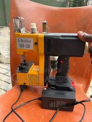 Hand Held Bag Closer Machine