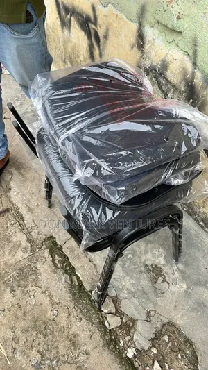 4leg / S16 Visitor Chair