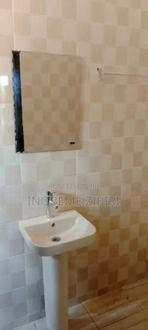 4bdrm Duplex in Kubwa for sale