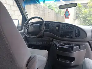 Ford E350 2007 White