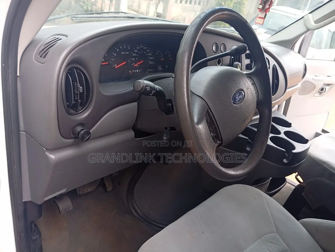 Ford E350 2007 White