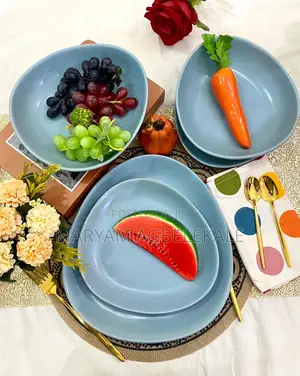 12pc Triangular Dinner Set
