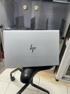 Laptop HP EliteBook 830 G7 8GB Intel Core i7 SSD 256GB