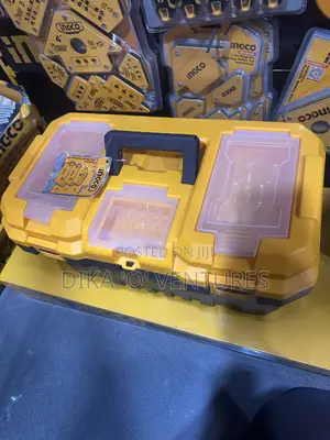 Empty Toolbox