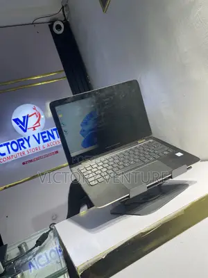 New Laptop 8GB Intel Core i7 SSD 256GB