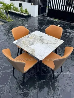 4 Seater Luxury Mable Dining Set