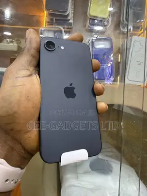 New Apple iPhone 17e 256 GB Black