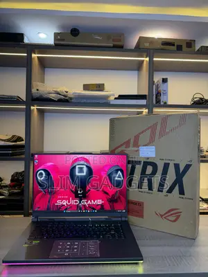 Laptop Asus ROG Strix G16 G614 32GB AMD Ryzen 9 SSD 1T