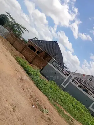 6bdrm Block of Flats in Egbeda / Egbeda for sale