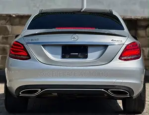 Mercedes-Benz C300 Sport 4Matic Sedan AWD (2.0L 4cyl 7A) 2017 Silver