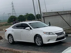 Lexus ES 2014 White